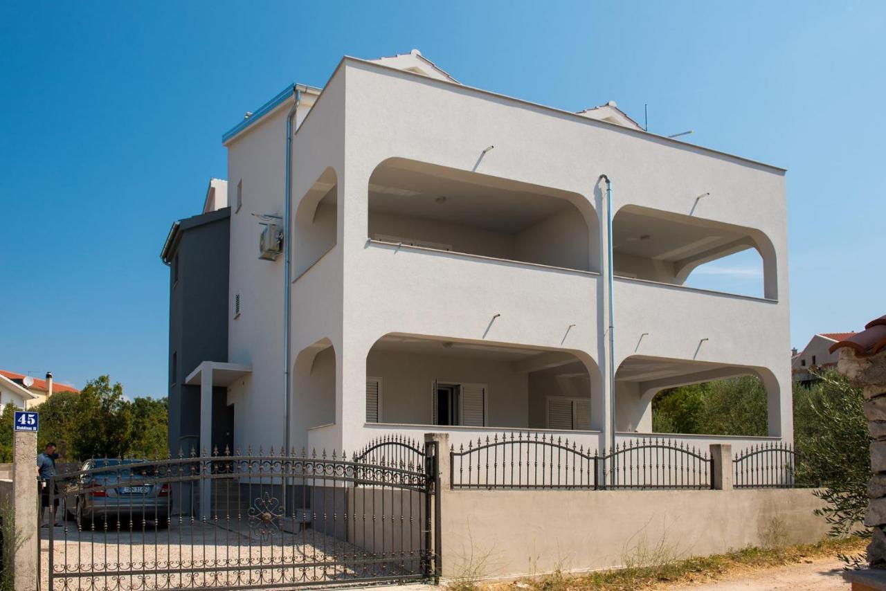 Apartment Vodice - Lovric Екстериор снимка